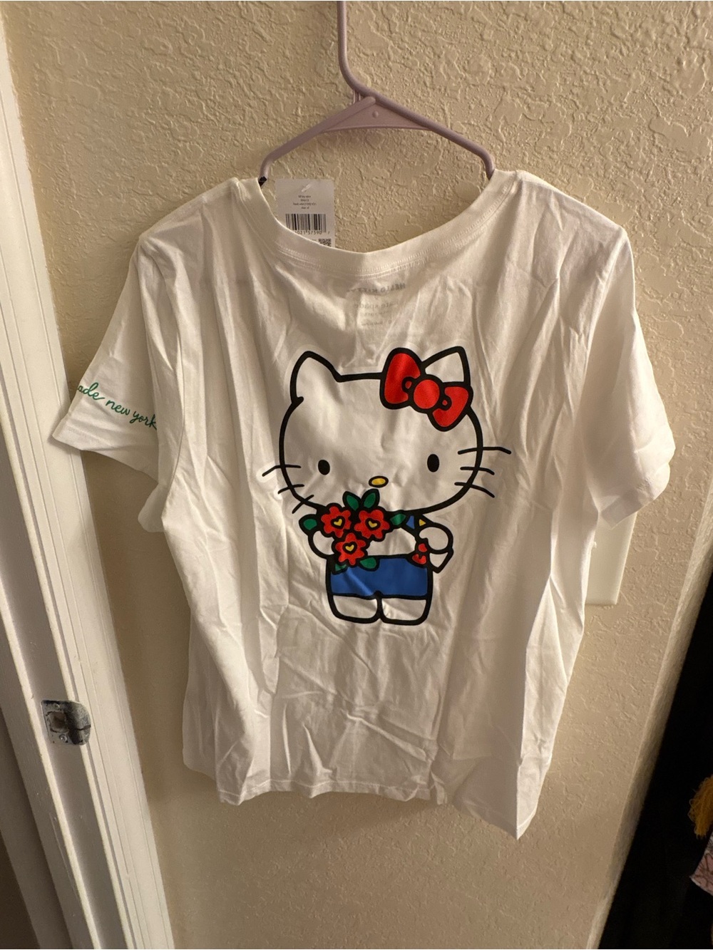 Kate Spade x Hello Kitty Tee EXCLUSIVE Drop BRAND NEW!! Tags attached! Size XL